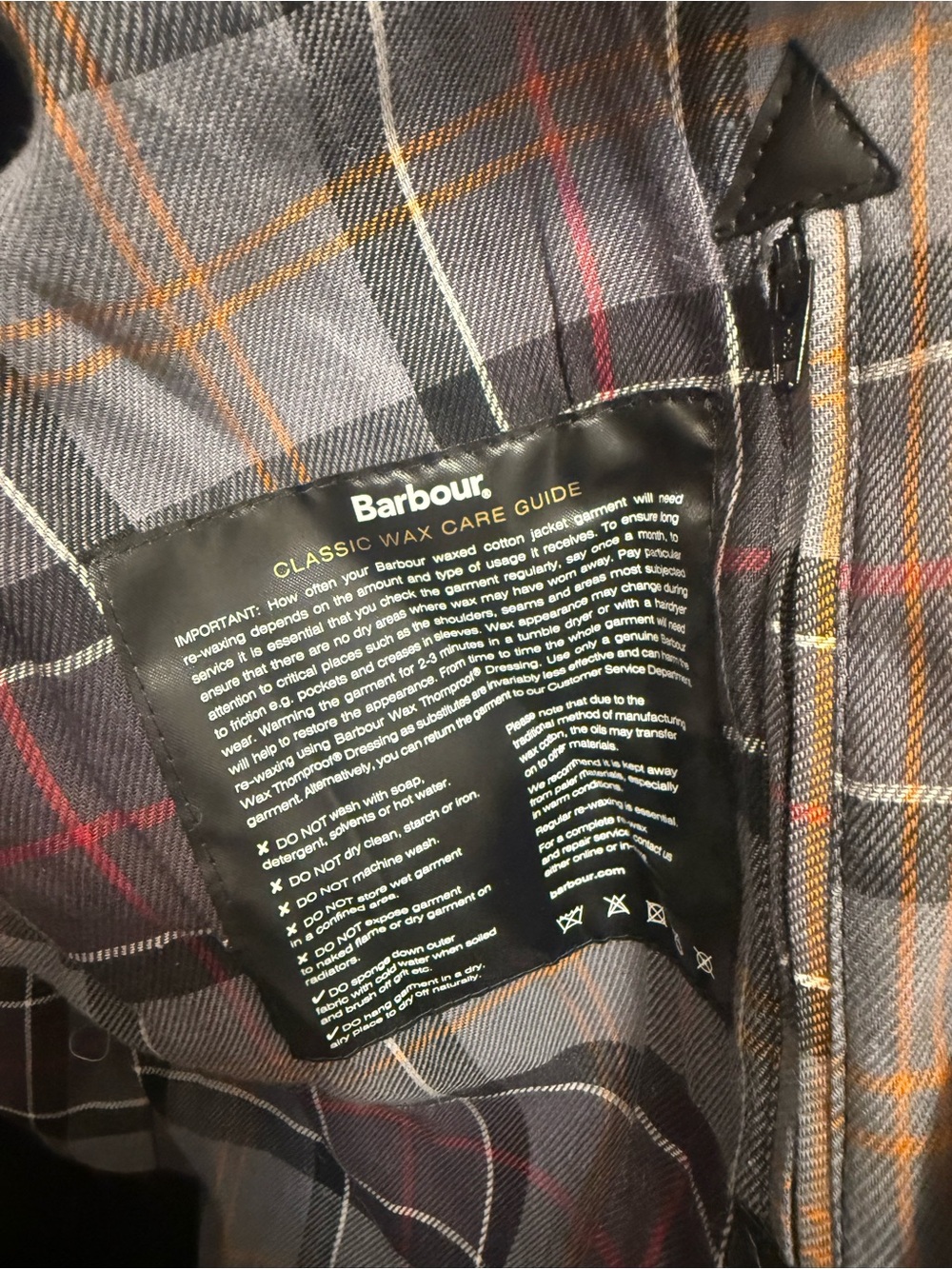 Barbour Beadnell Waxed Jacket in Classic Black! - Picture 3 of 12